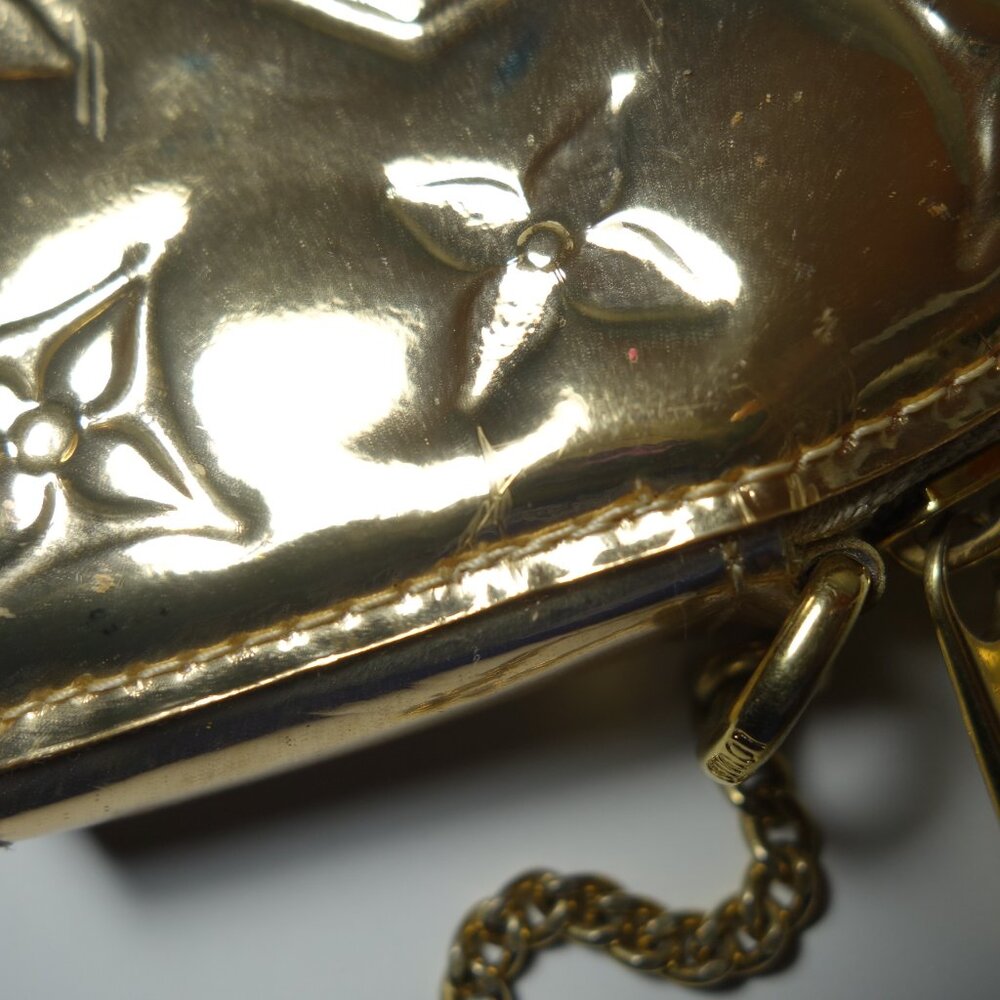 Louis Vuitton Vernis Patent Leather Miroir Heart Coin Purse, Sz 4 in x 4.25 in - Picture 11 of 16